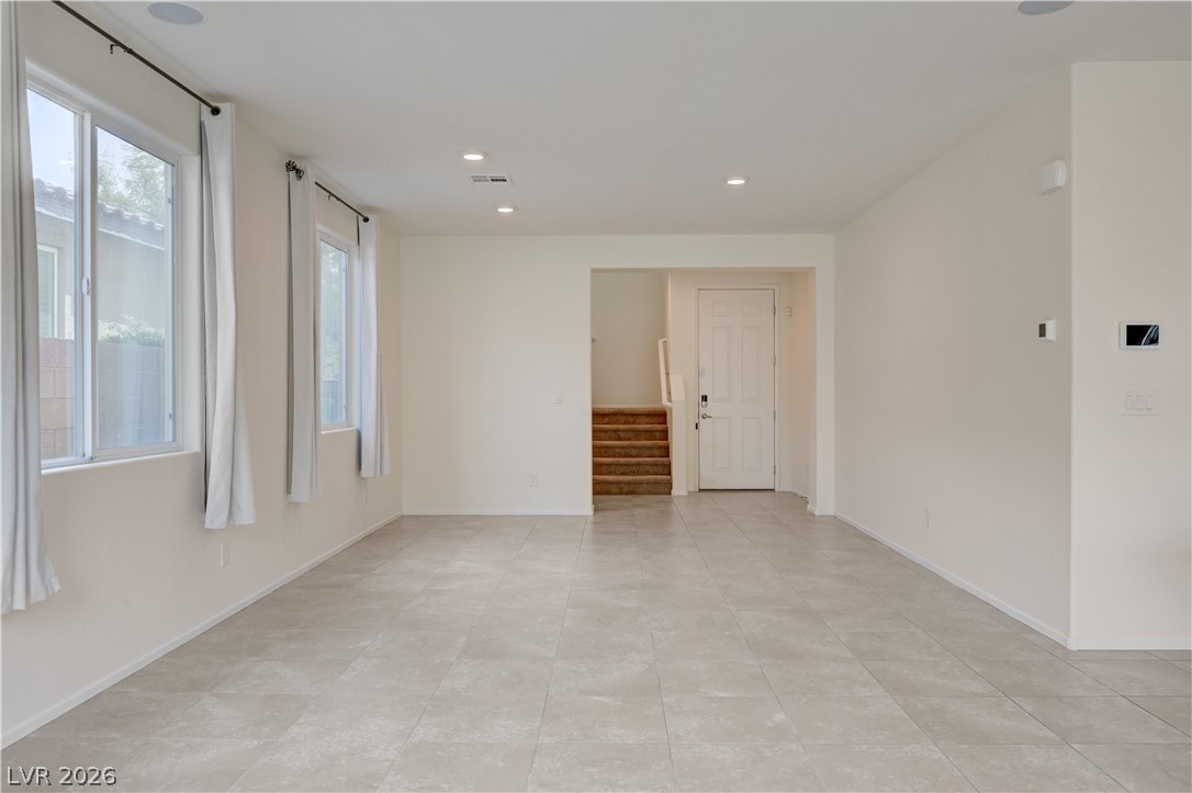 4420 Stardusk Falls Avenue