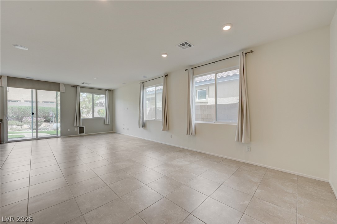 4420 Stardusk Falls Avenue