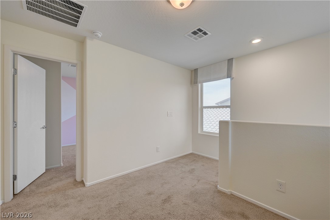 4420 Stardusk Falls Avenue