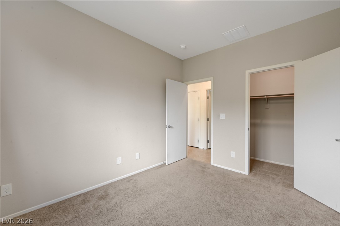 4420 Stardusk Falls Avenue