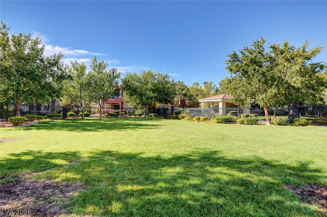 10809 Garden Mist Drive 2004