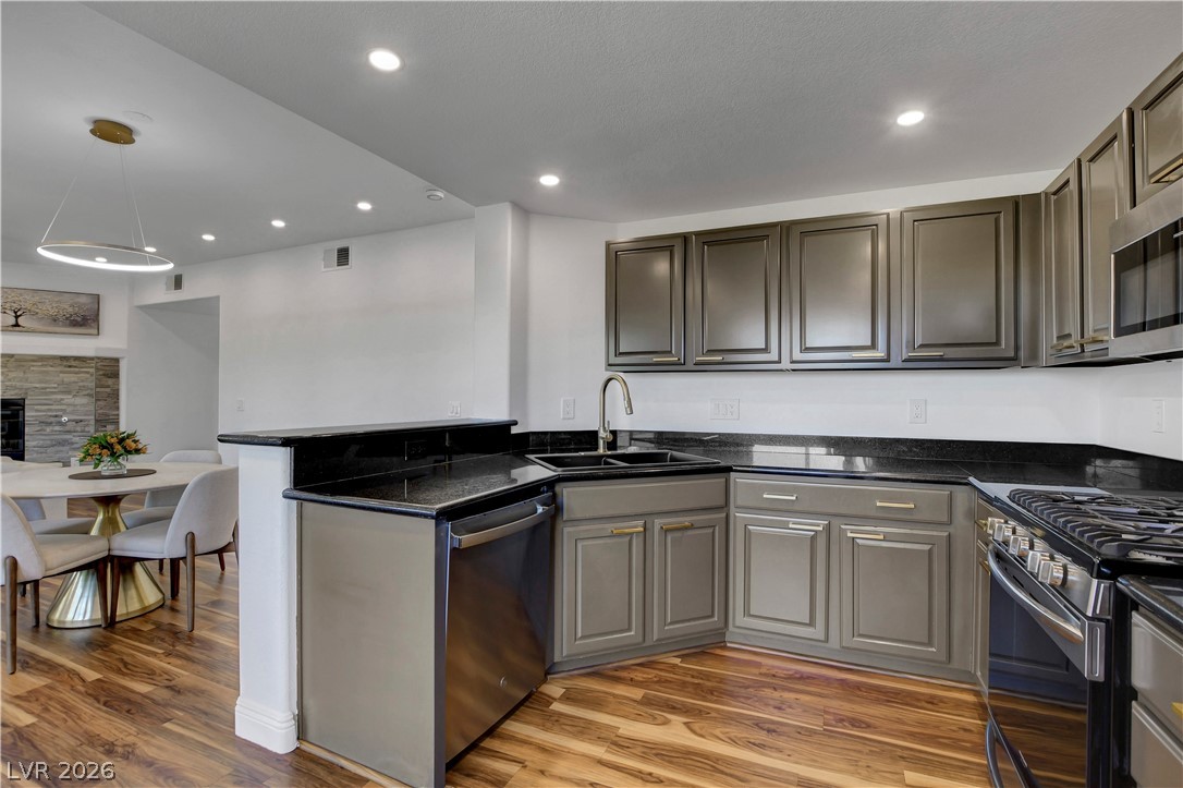 10809 Garden Mist Drive 2004