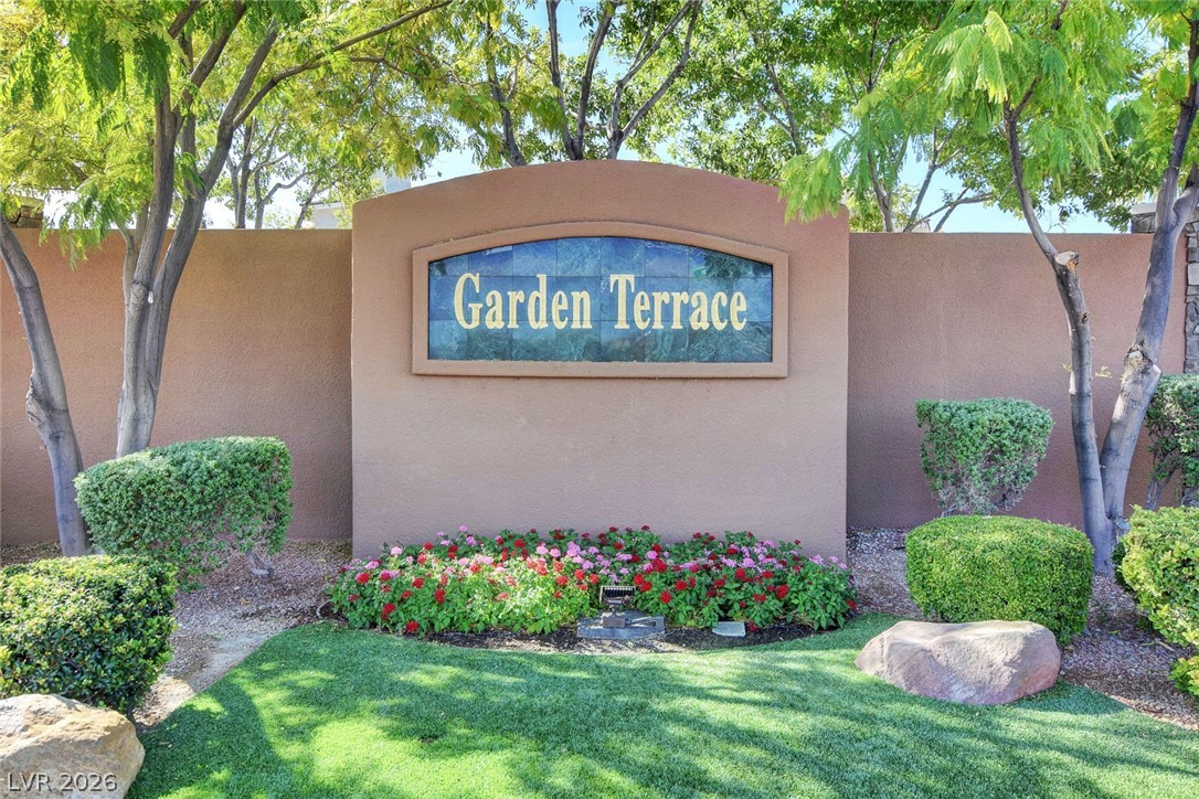 10809 Garden Mist Drive 2004