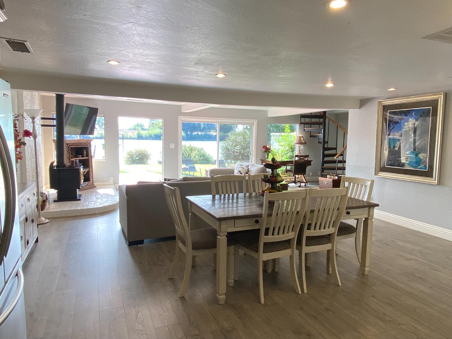 17440 Grand Island Rd