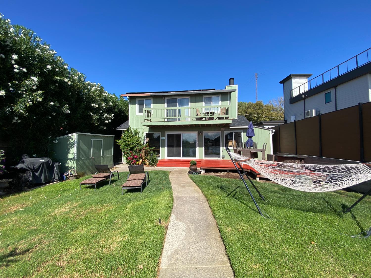 17440 Grand Island Rd