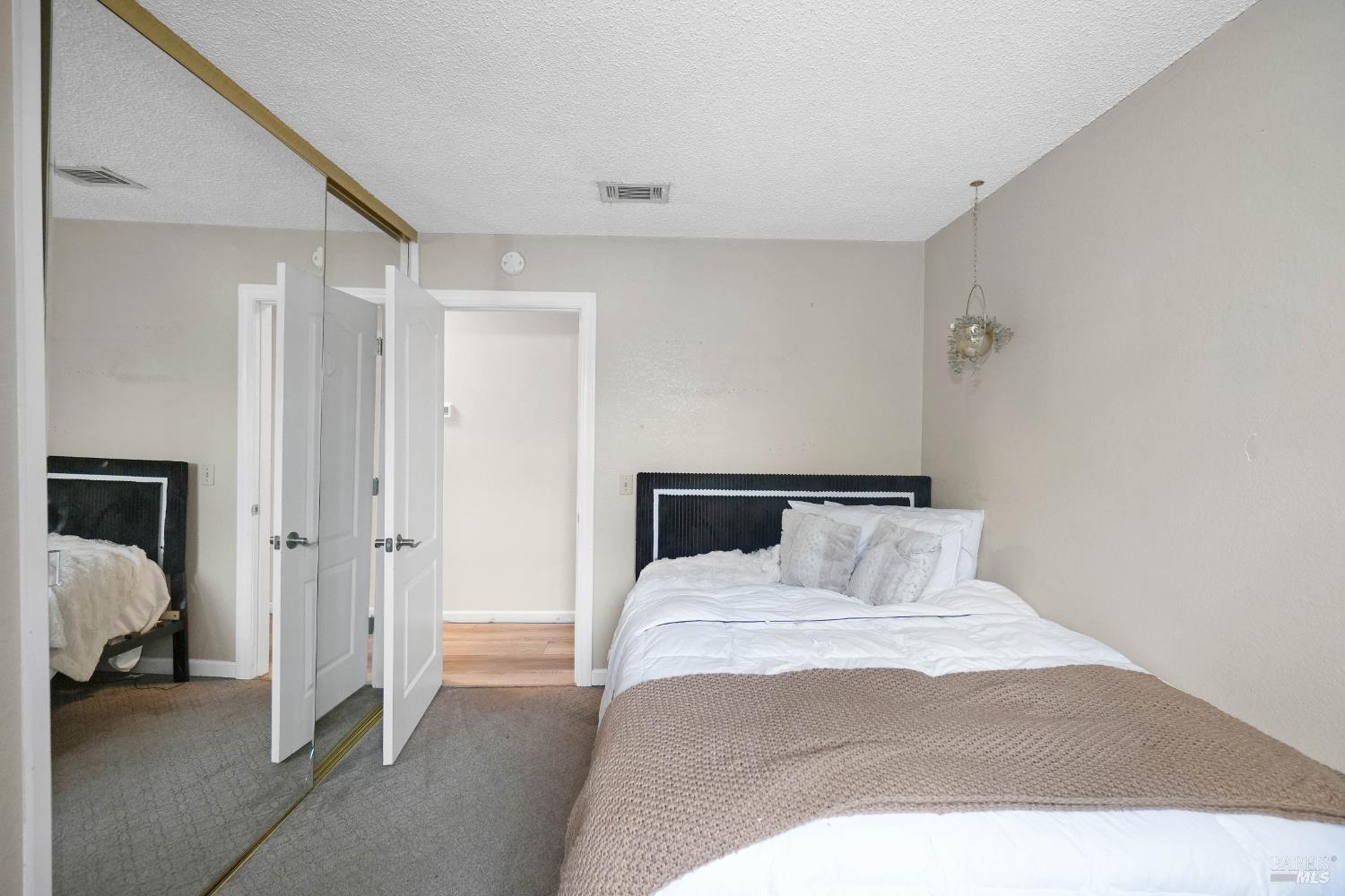 1005 Winters Way