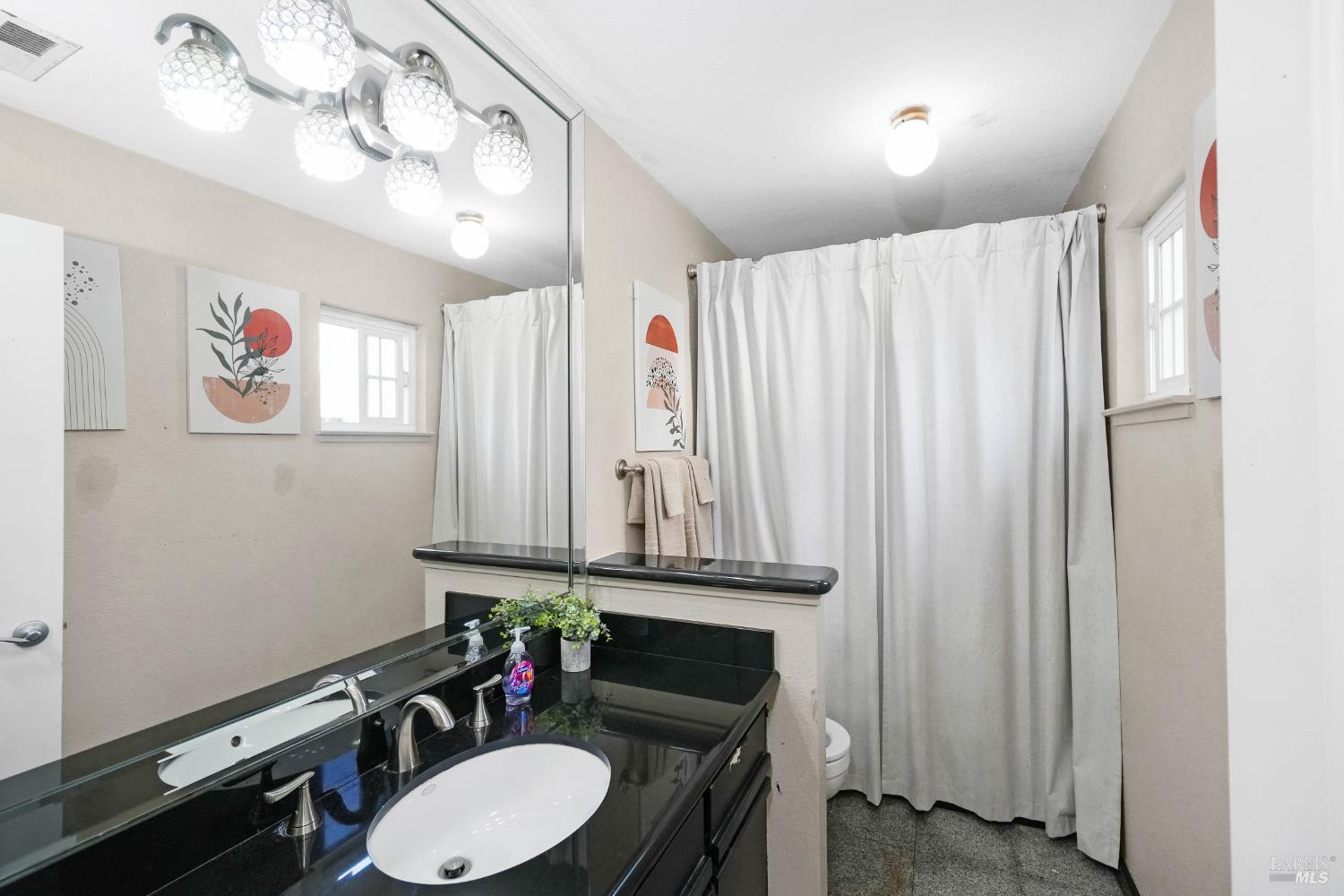 1005 Winters Way