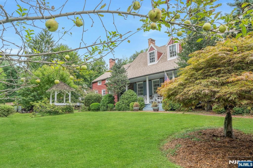 142 Pascack Road