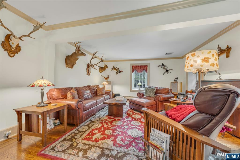 142 Pascack Road