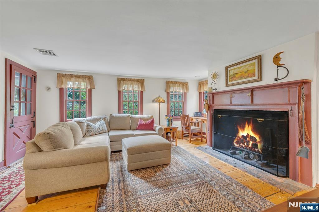 142 Pascack Road