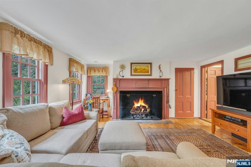 142 Pascack Road