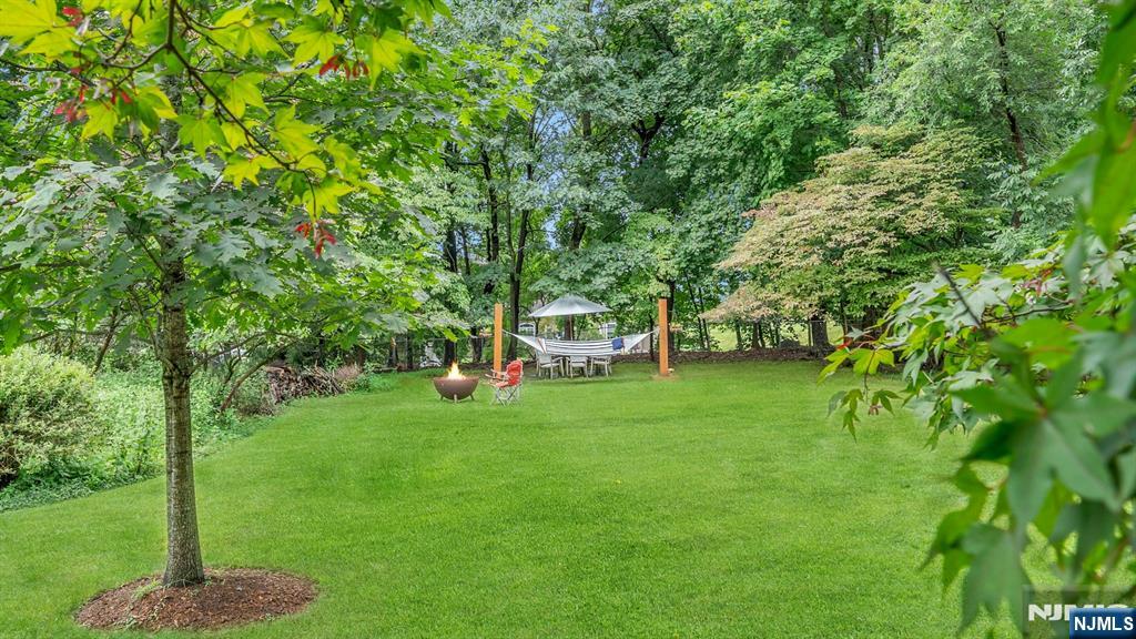 142 Pascack Road