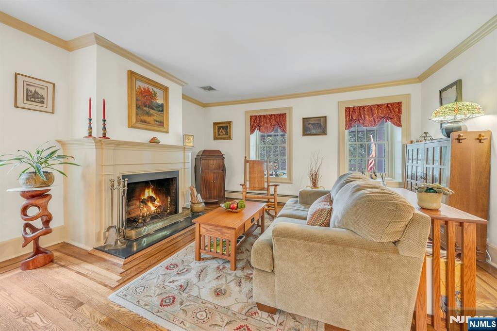 142 Pascack Road