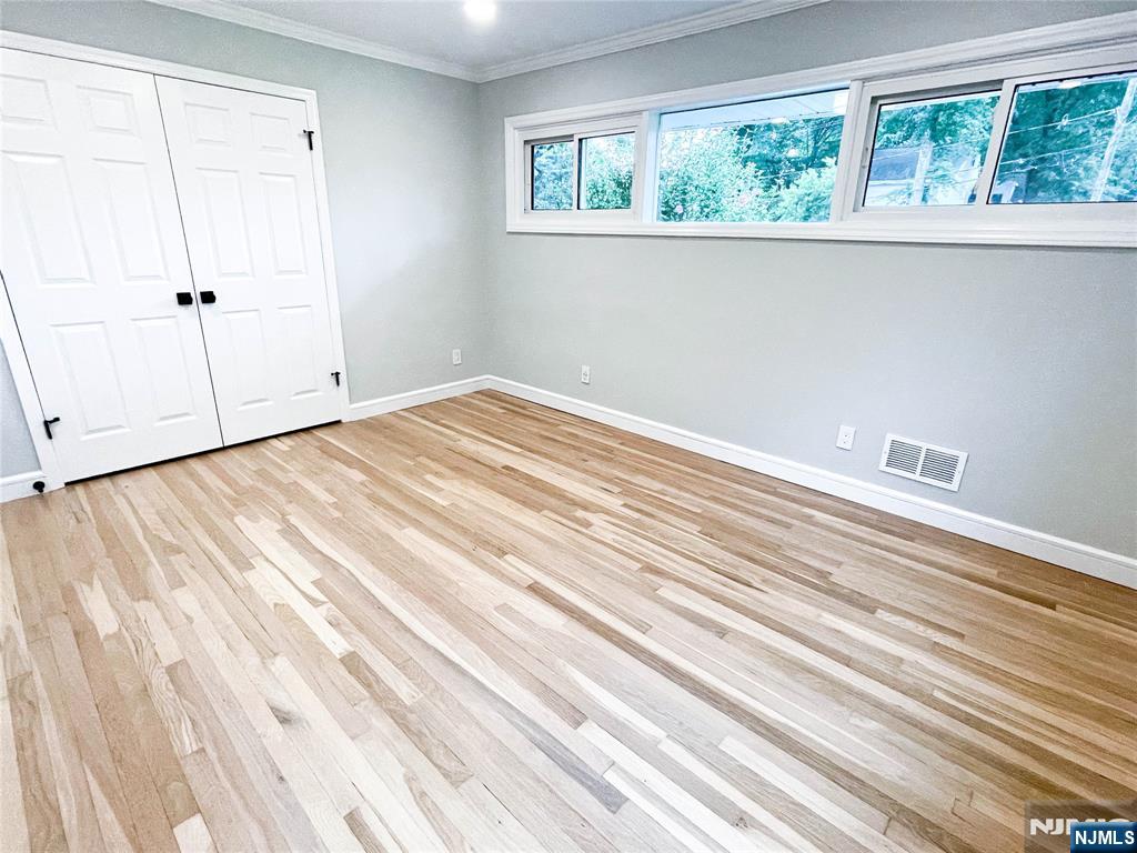 319 Mastin Place