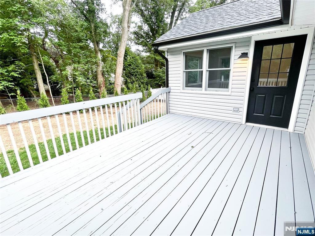 319 Mastin Place