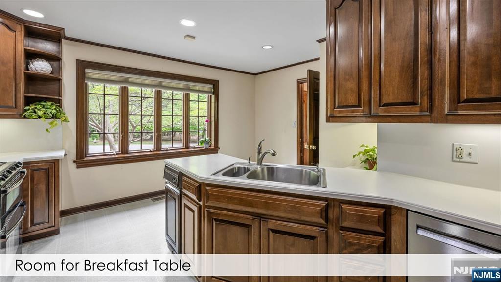 112 Edgewood Road