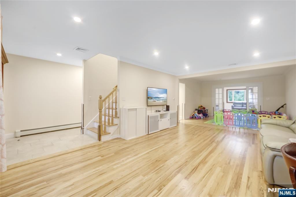 99 Lambert Place