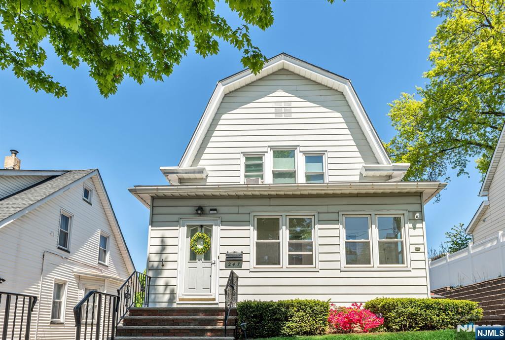 247 Fern Avenue 1