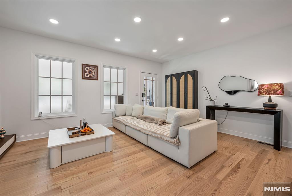 247 Fern Avenue 1