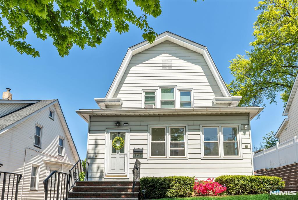247 Fern Avenue 1