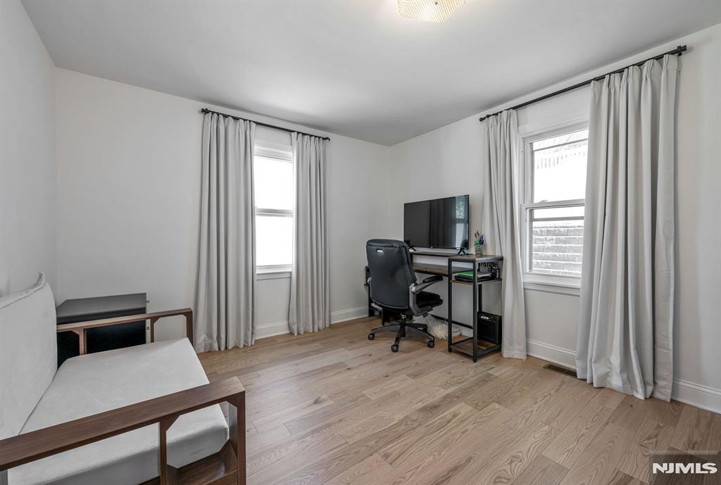 247 Fern Avenue 1