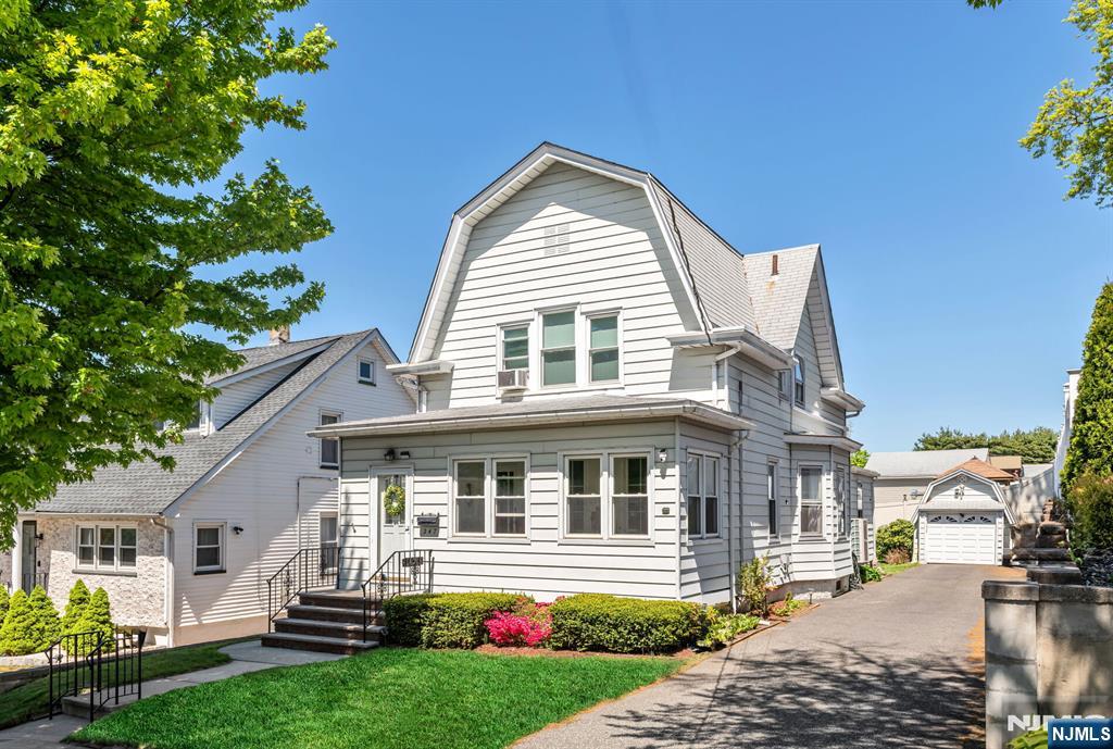 247 Fern Avenue 1