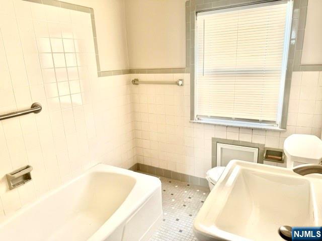 247 Fern Avenue Unit 2
