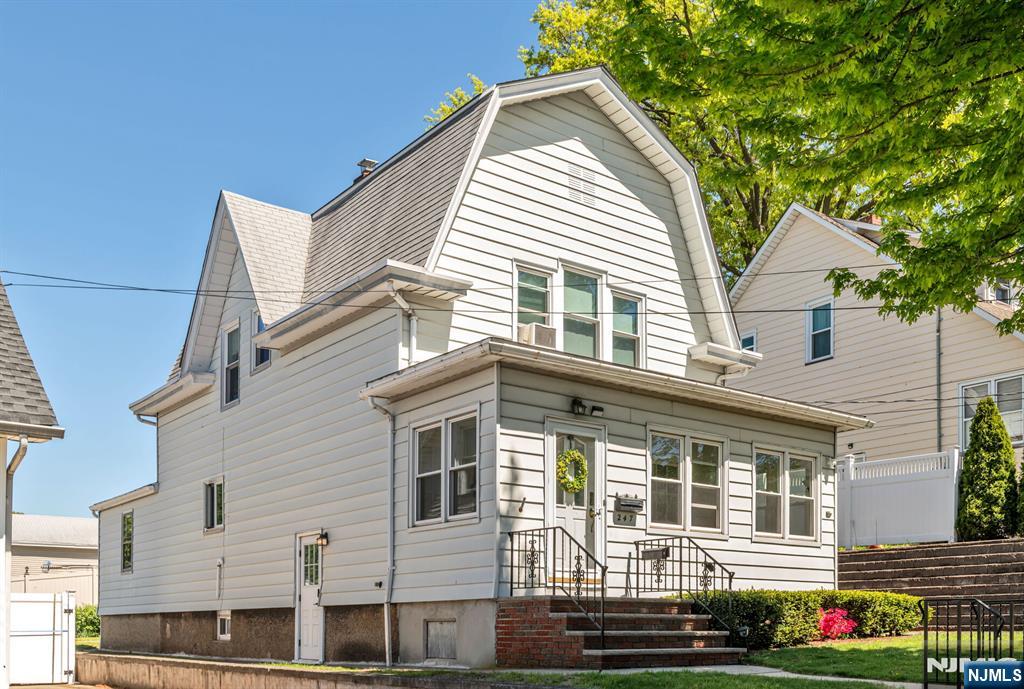 247 Fern Avenue Unit 2