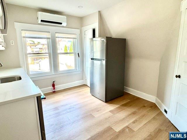 247 Fern Avenue Unit 2