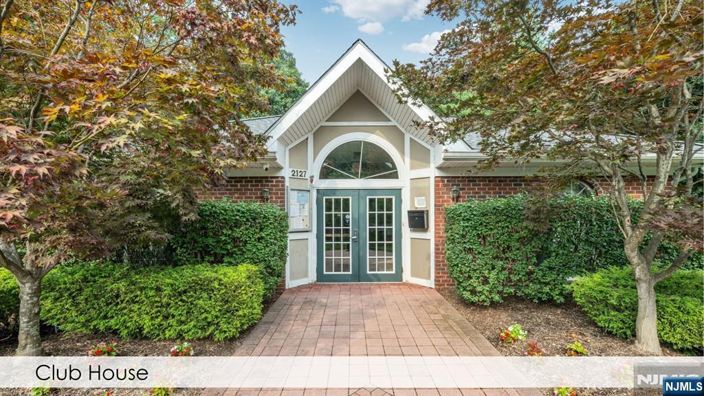 2119 Gunston Court