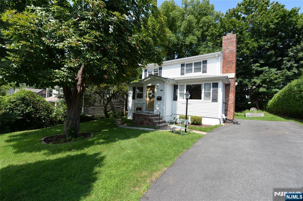 122 Strysko Avenue
