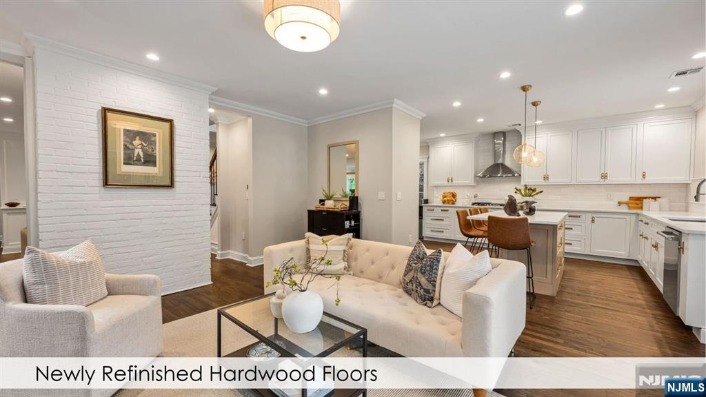 371 Fairmount Road