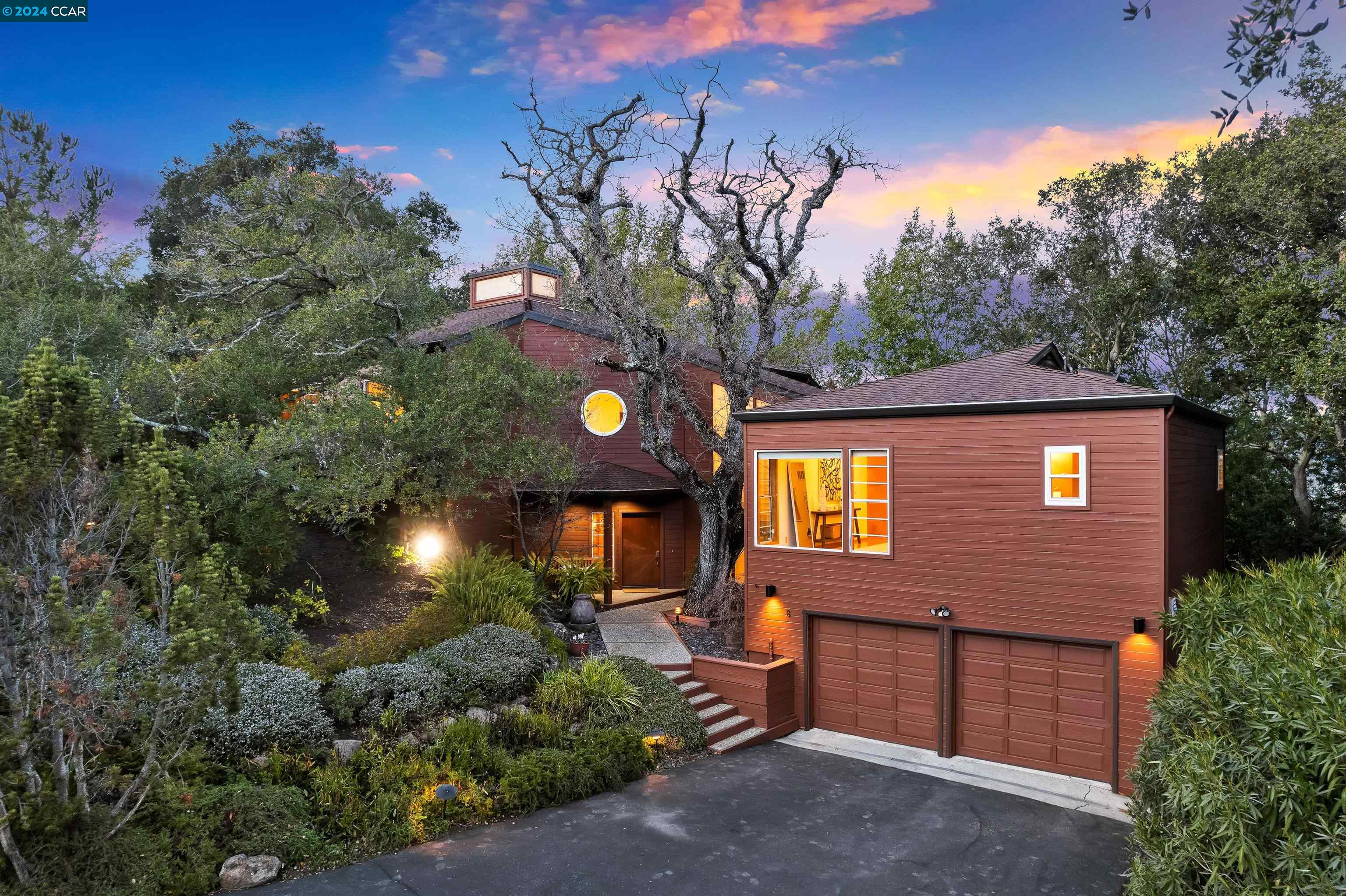 8 Mountain View Ln