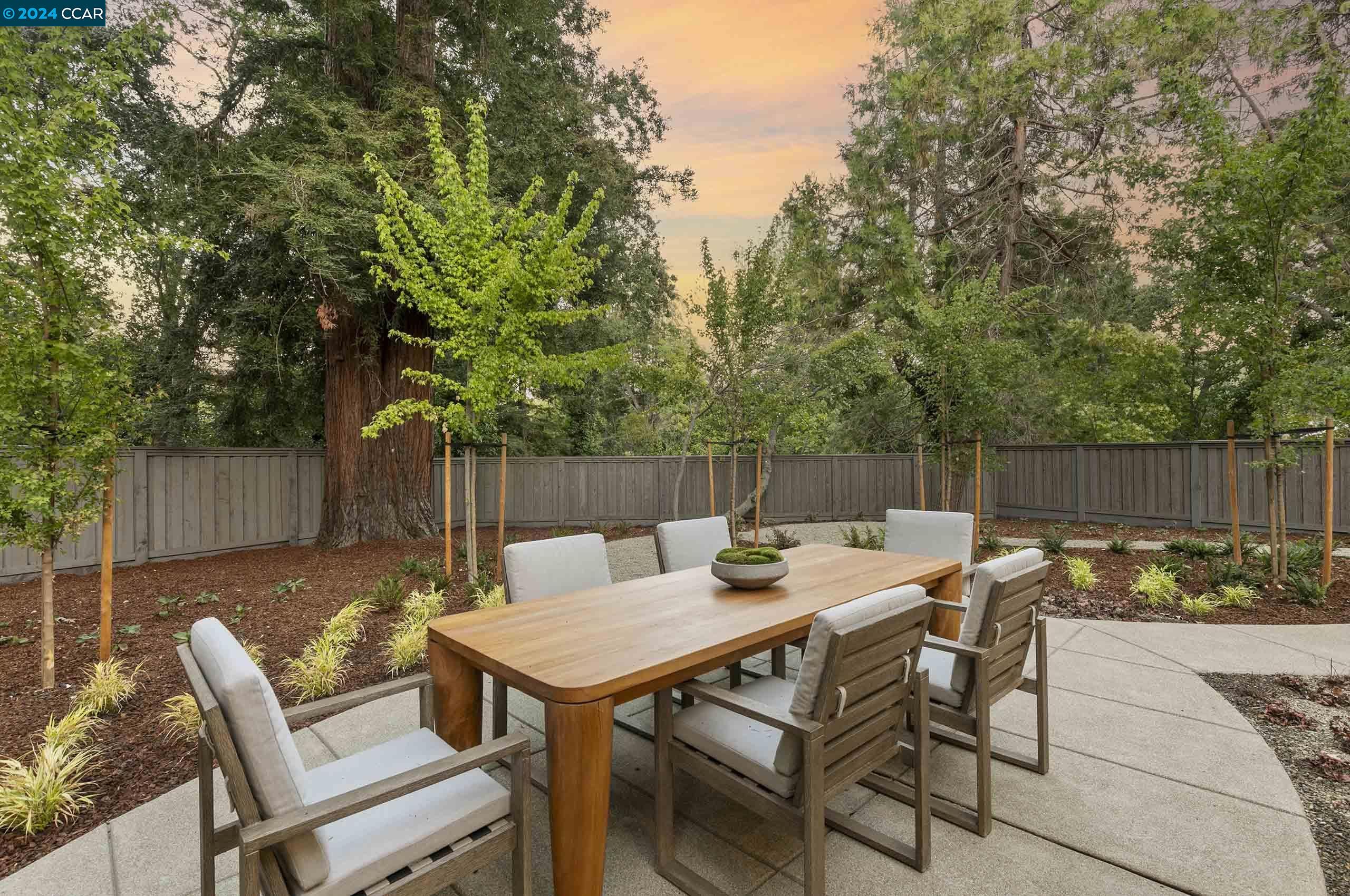 1040 Upper Happy Valley Rd