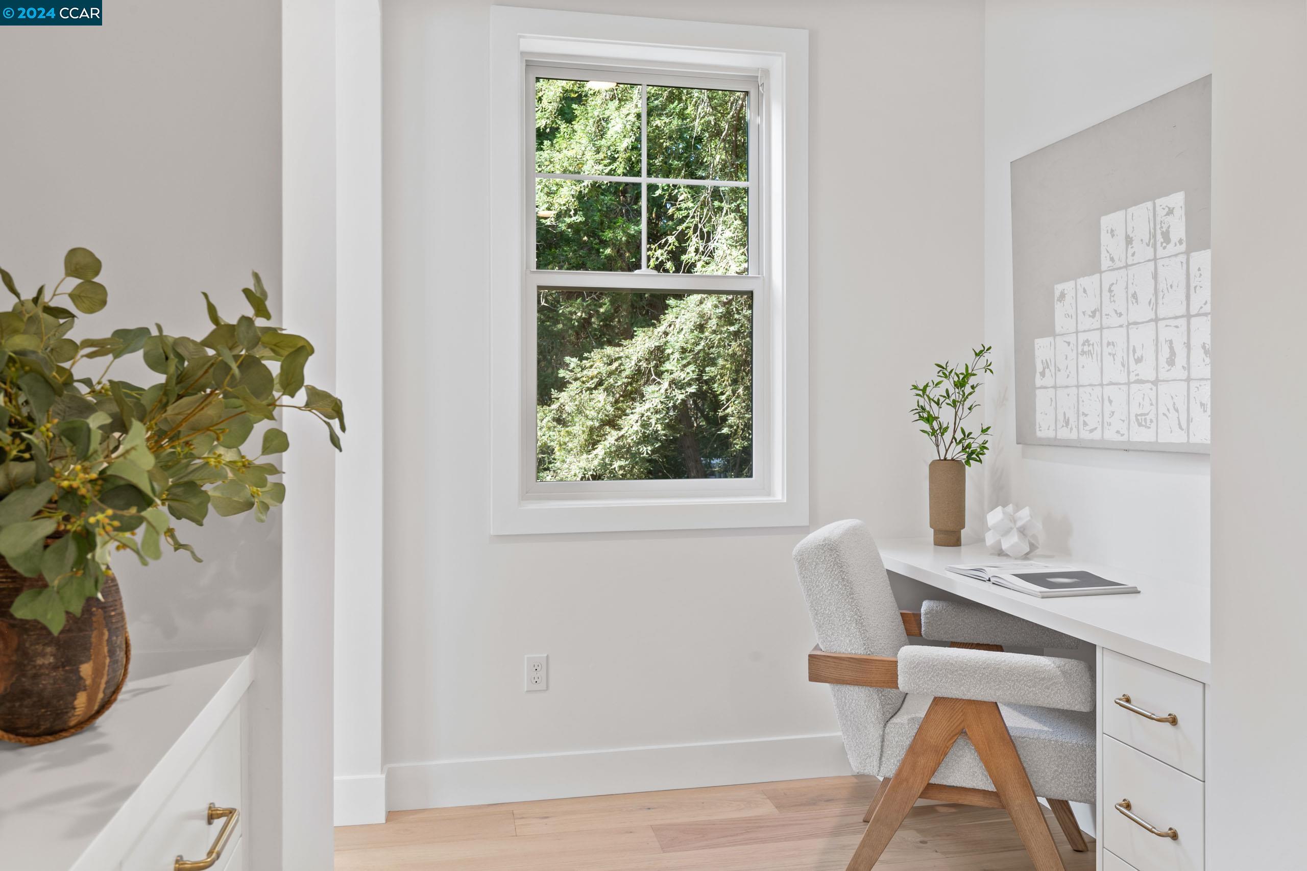 1040 Upper Happy Valley Rd