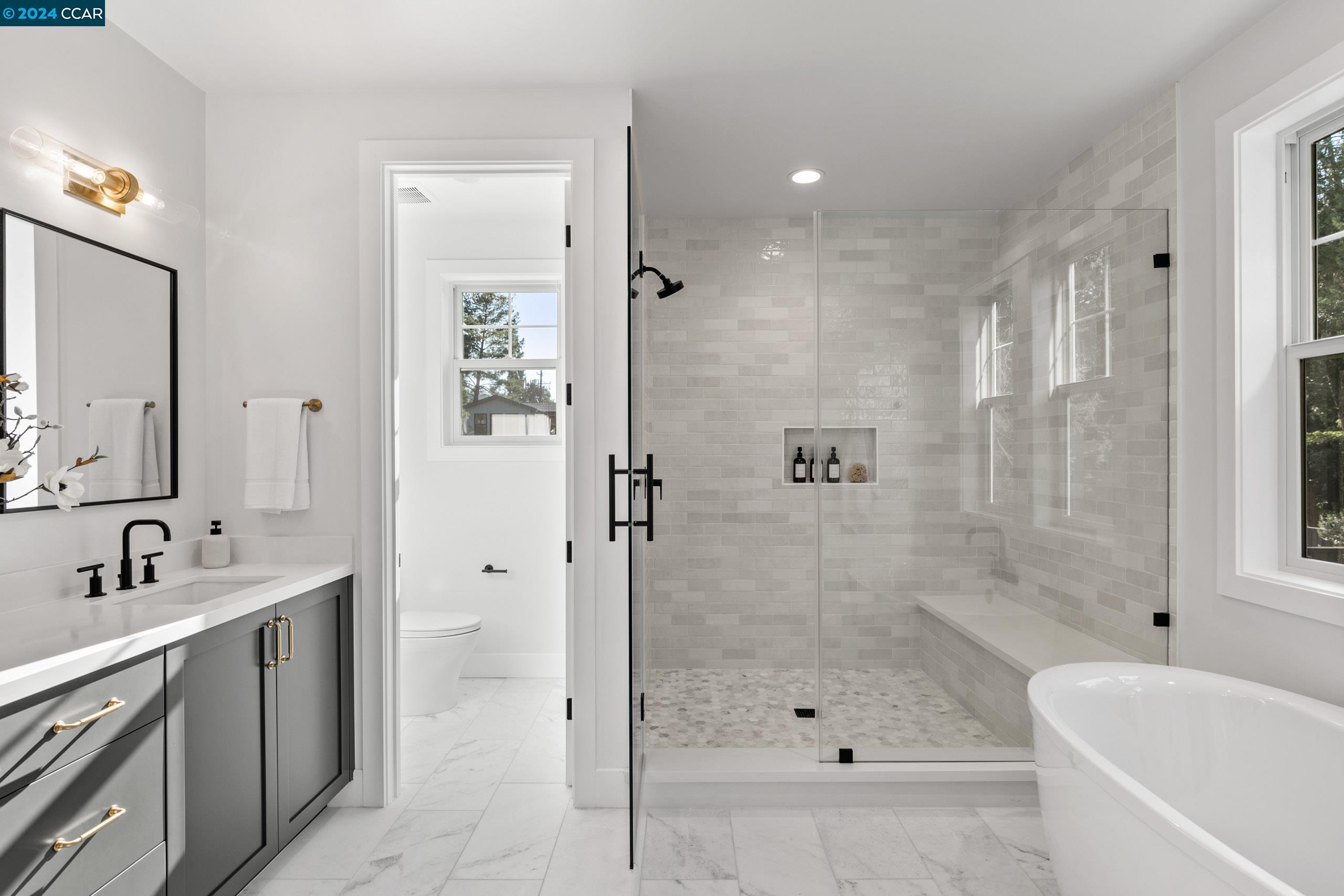 1040 Upper Happy Valley Rd