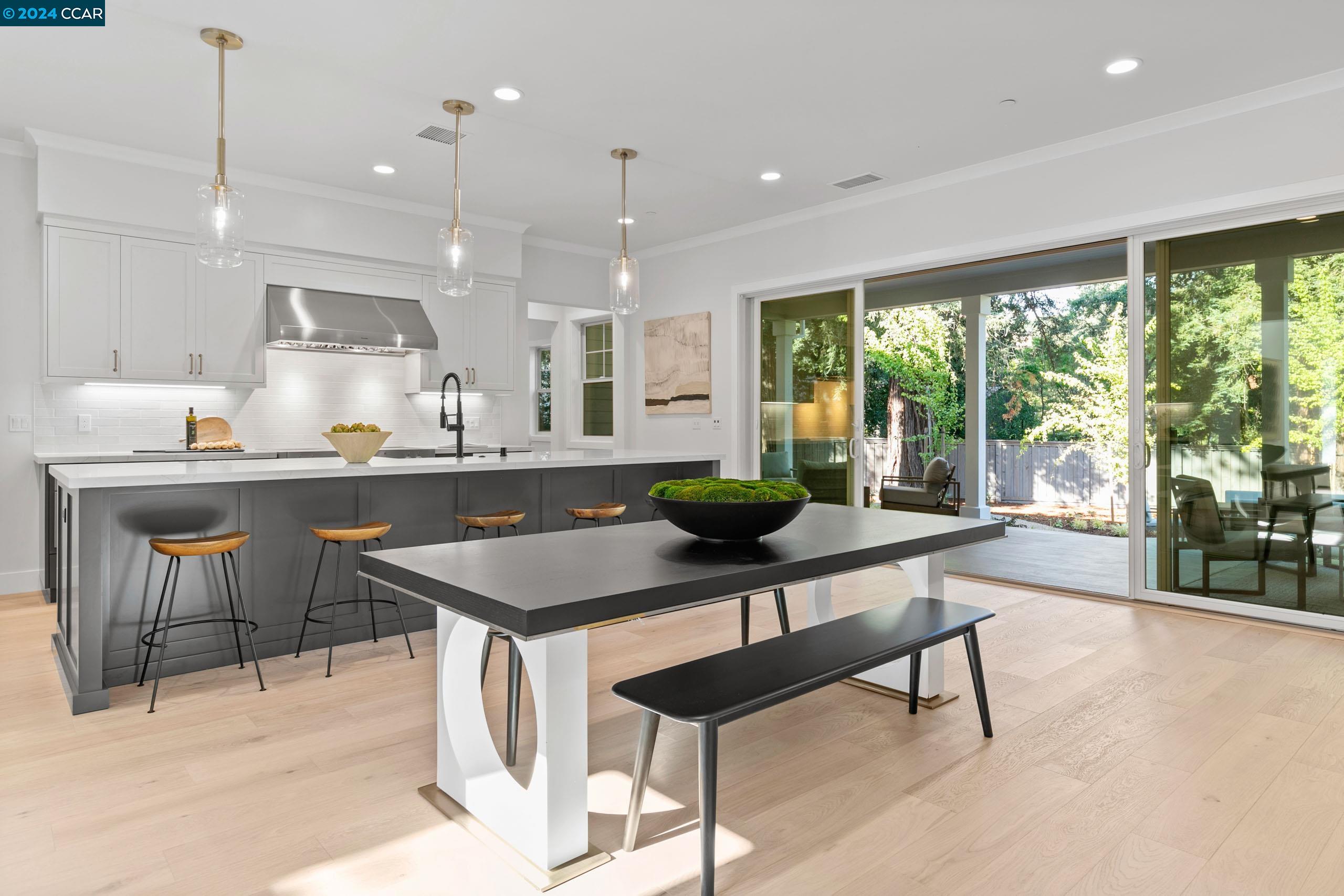 1040 Upper Happy Valley Rd