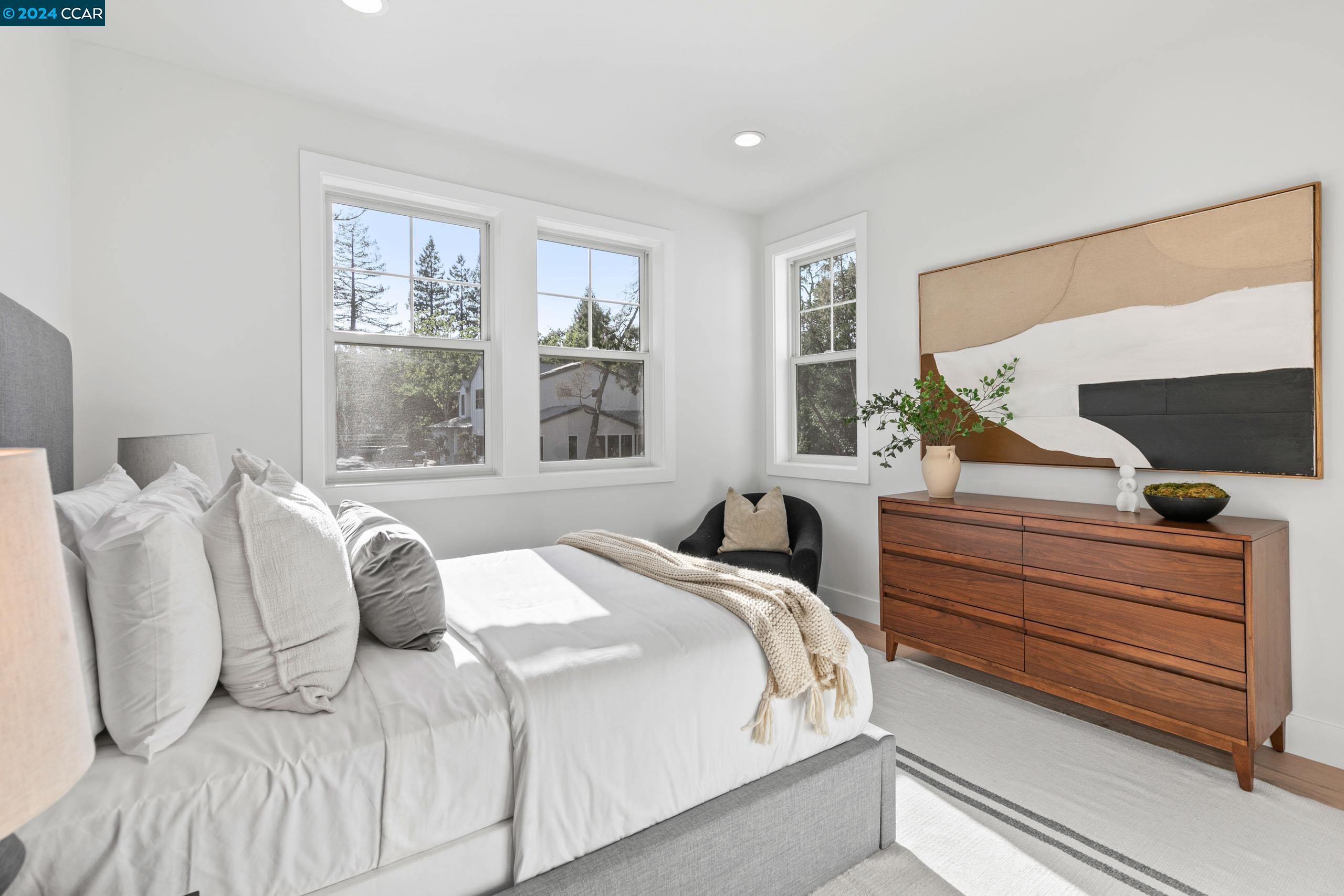 1040 Upper Happy Valley Rd