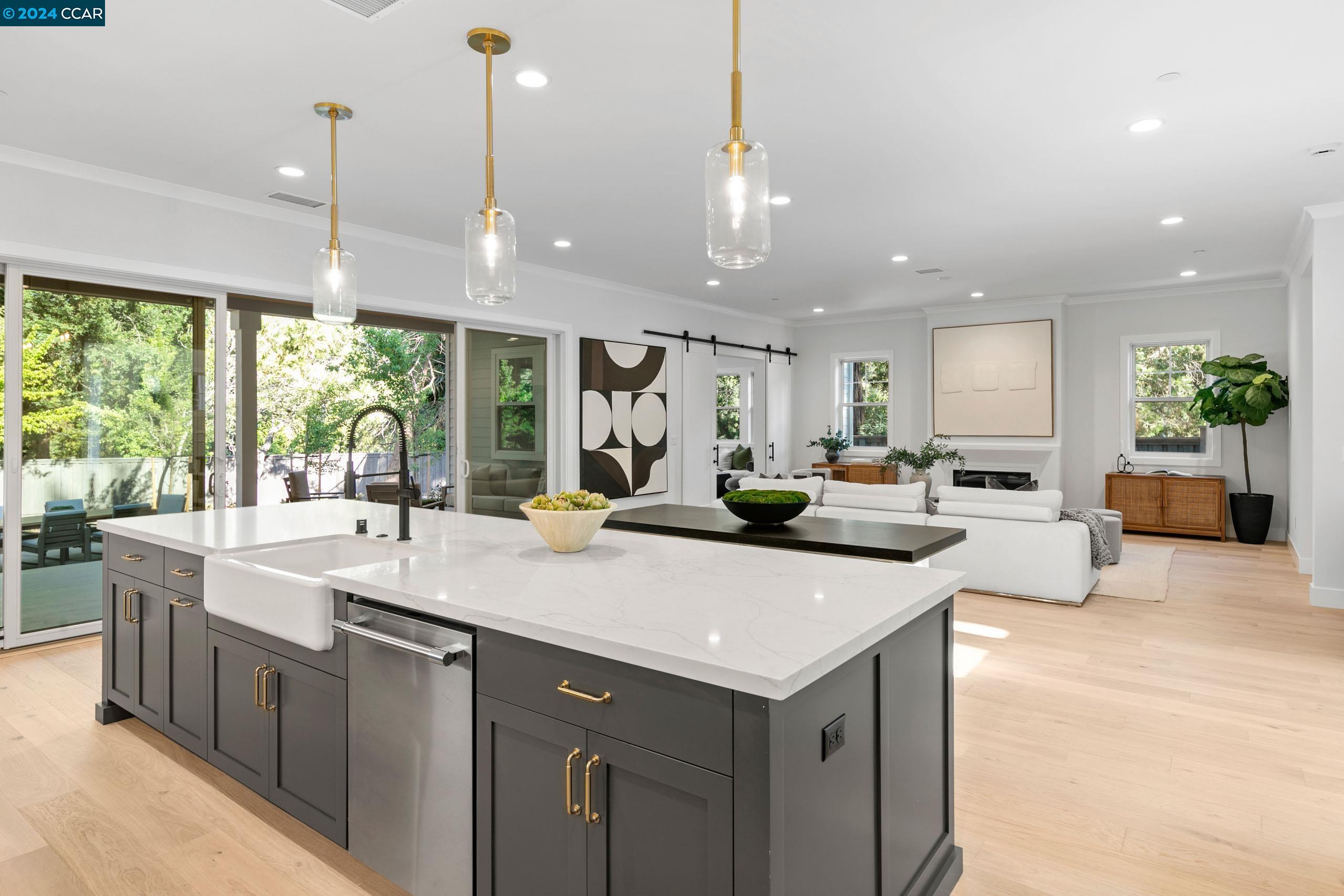 1040 Upper Happy Valley Rd