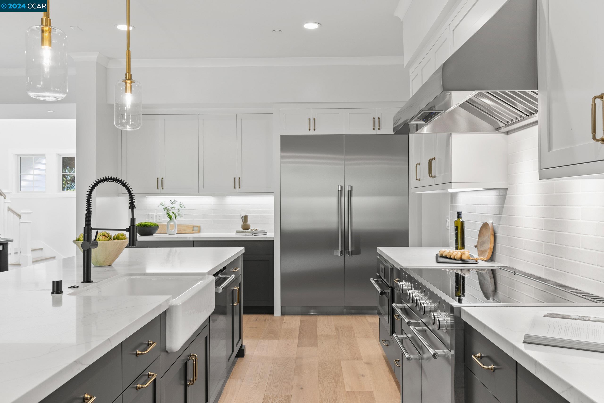 1040 Upper Happy Valley Rd