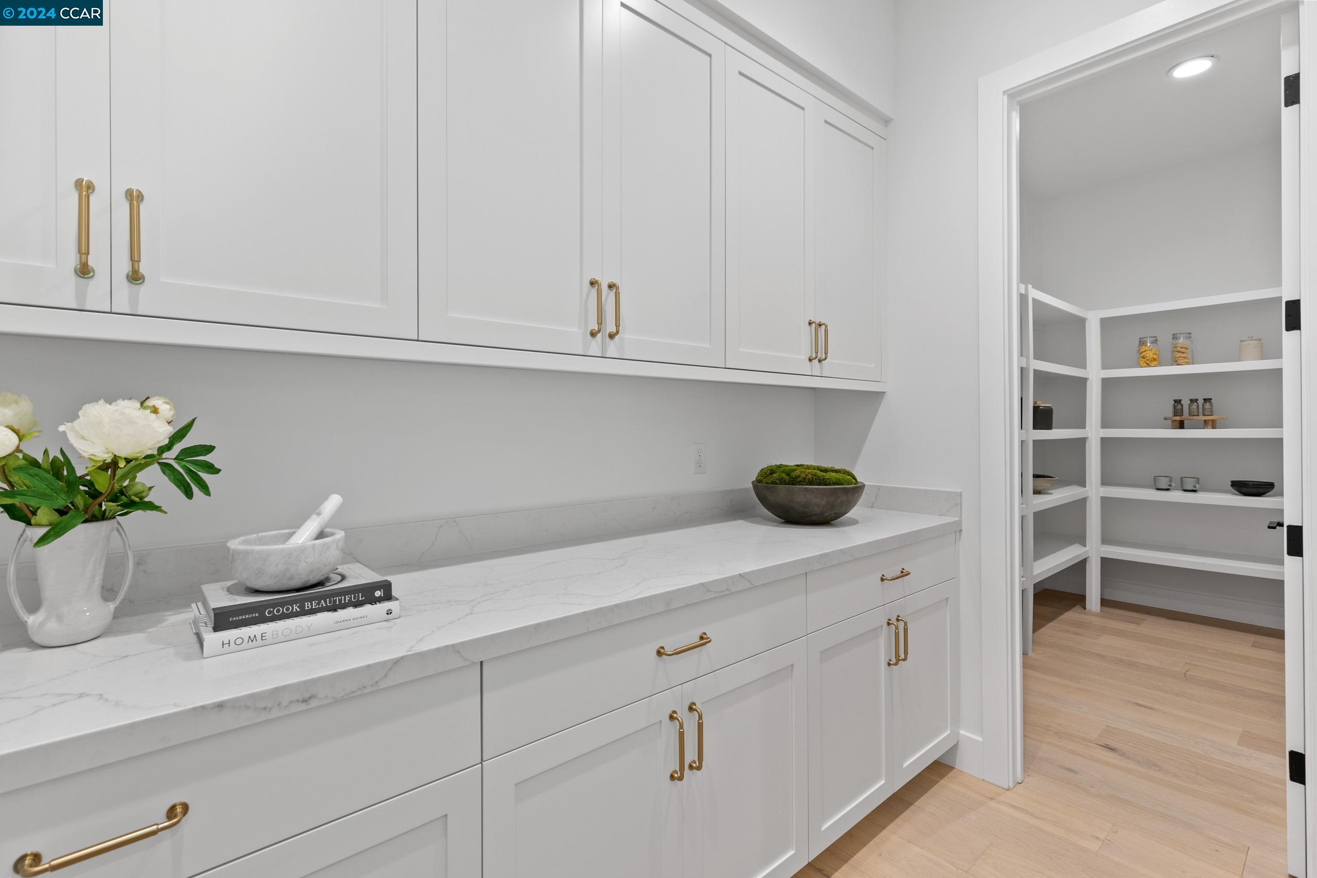 1040 Upper Happy Valley Rd