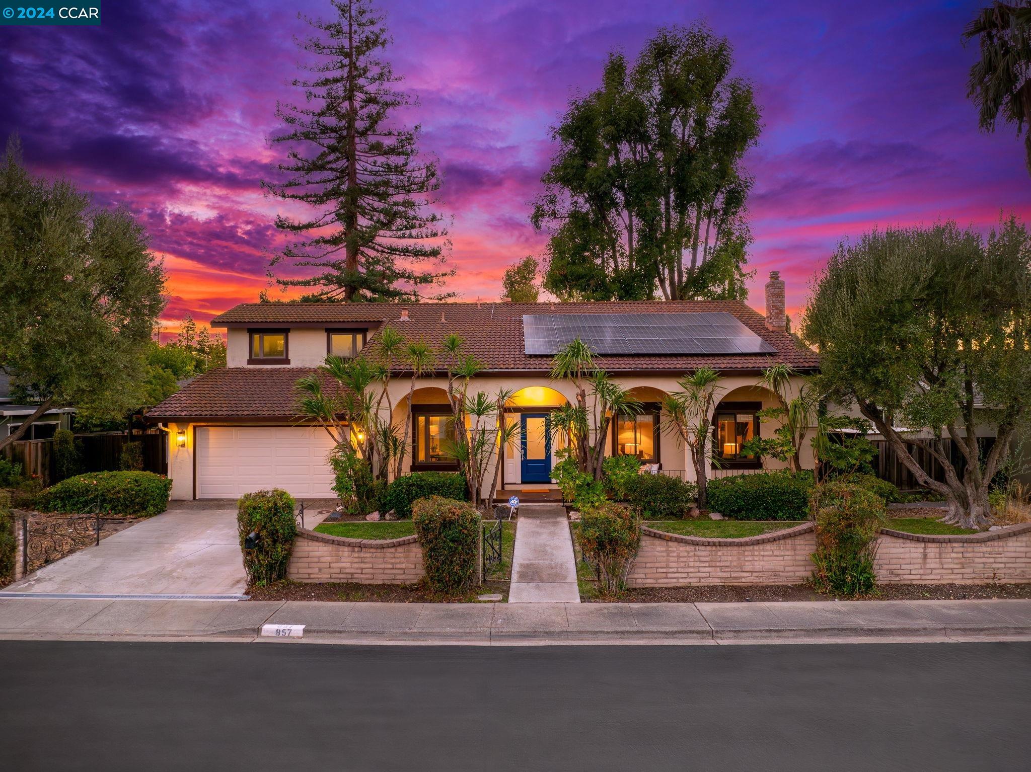 857 Clarewood Ct