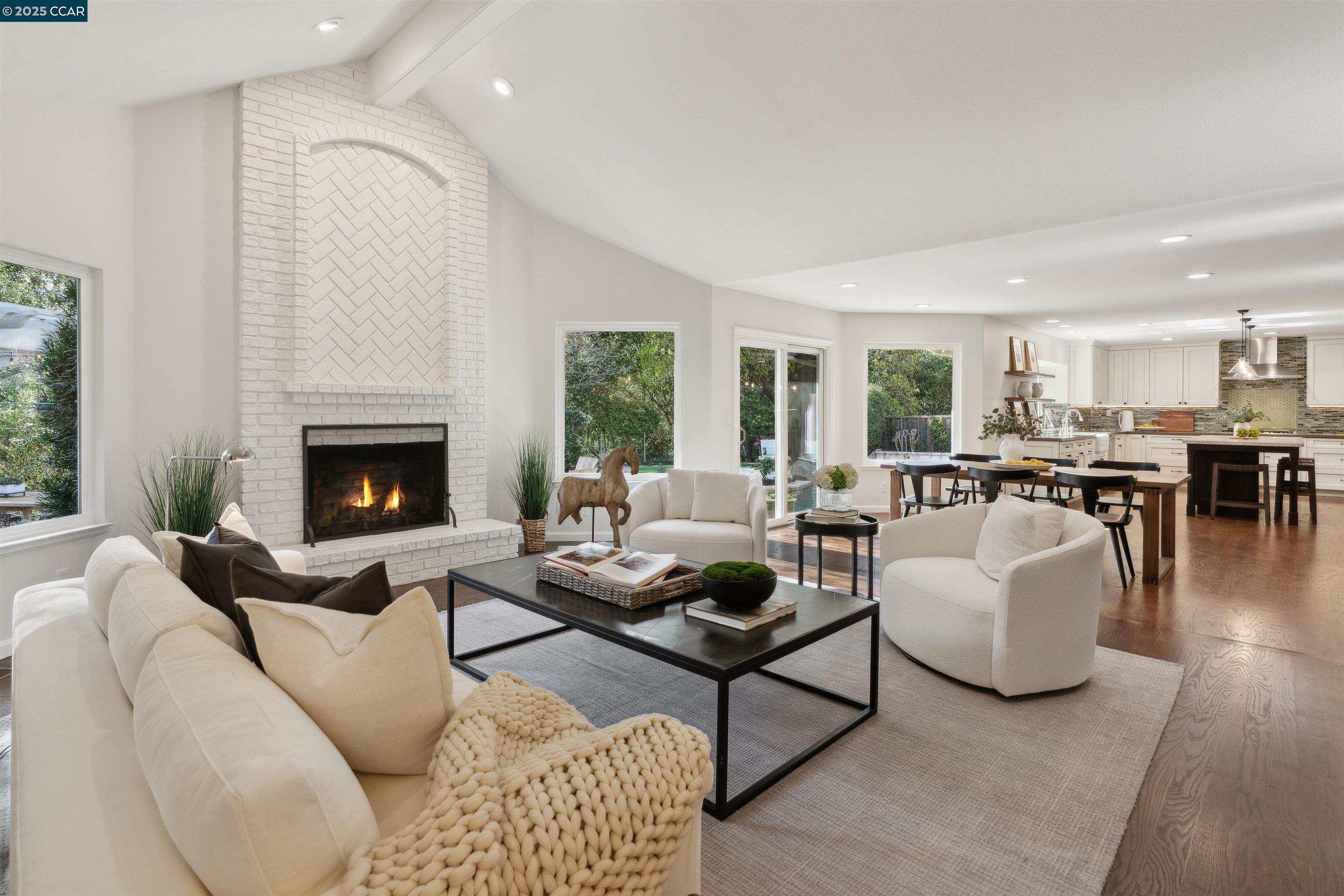 607 Burton Dr
