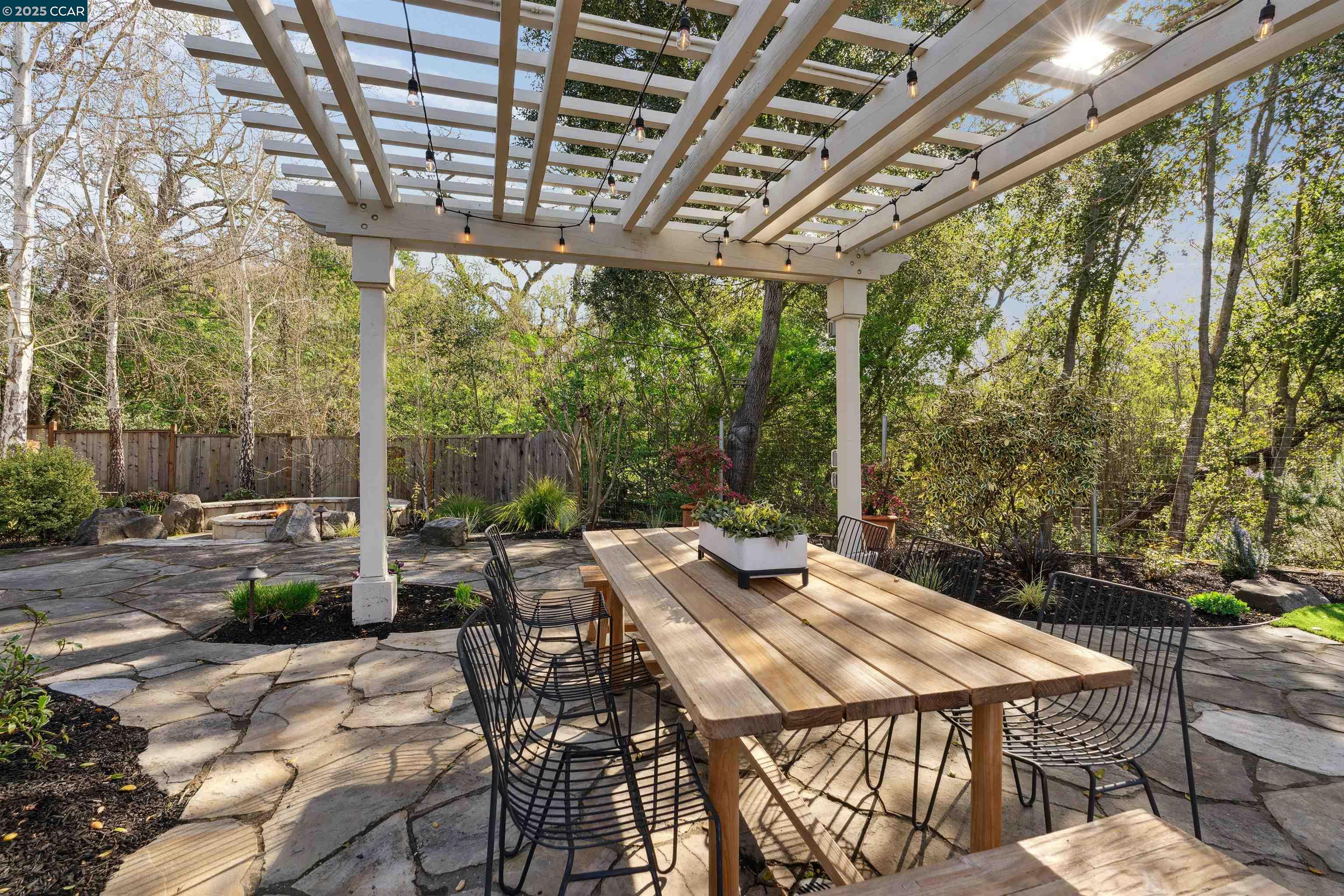 607 Burton Dr