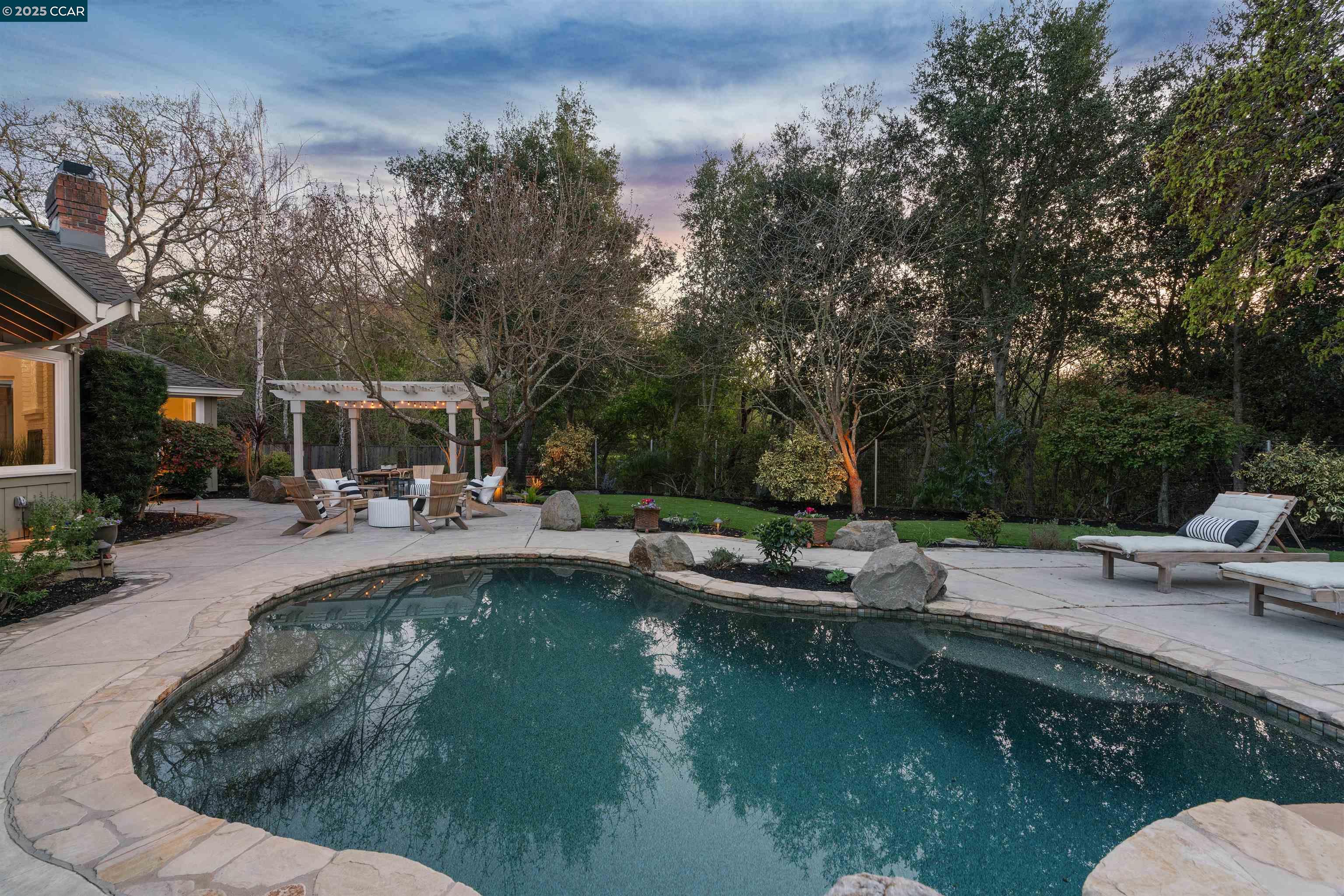 607 Burton Dr