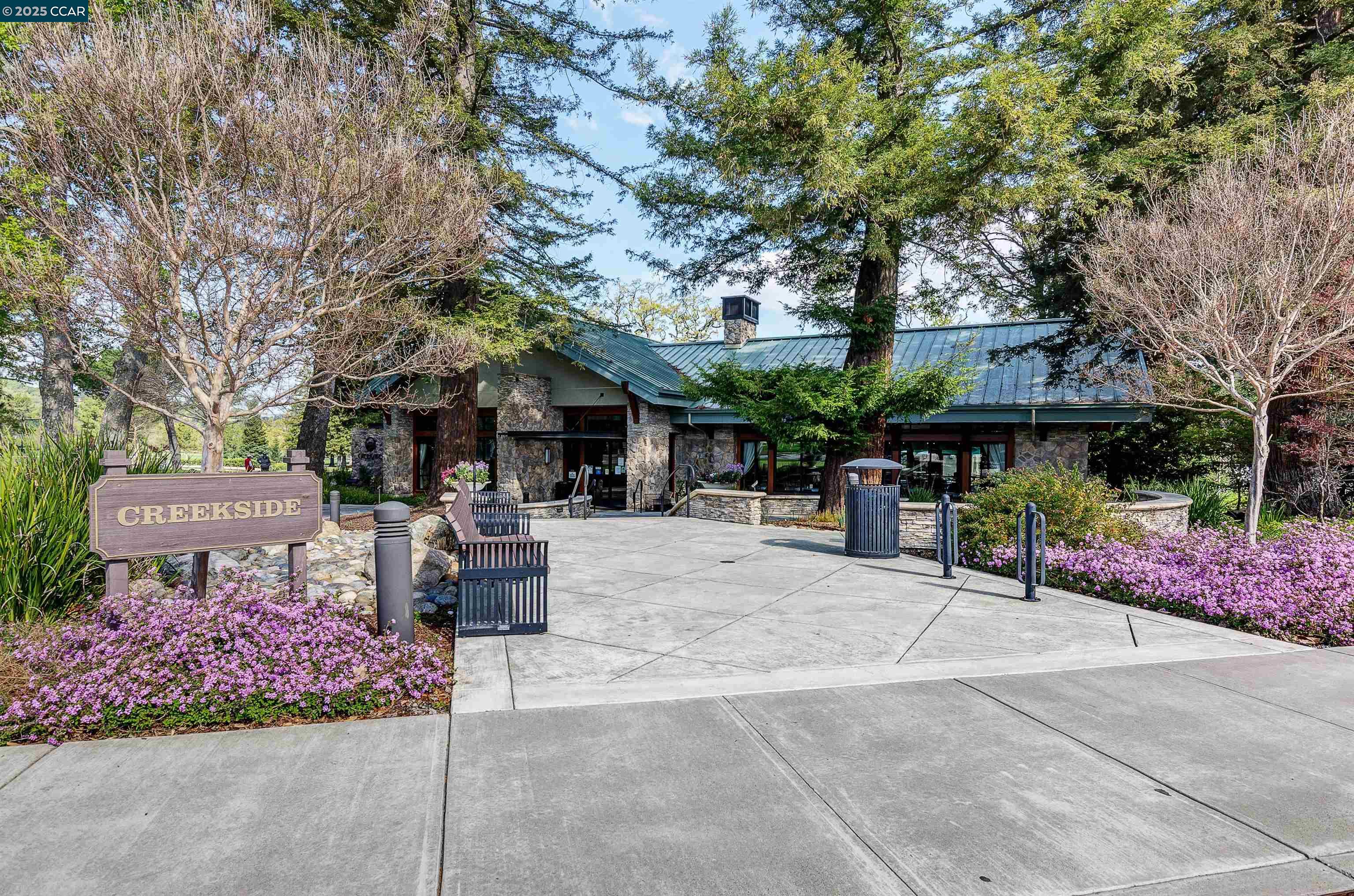 3300 Tice Creek Dr # 8
