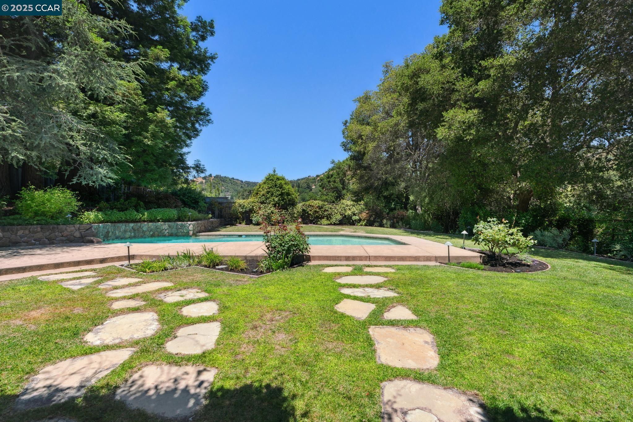 3806 Palo Alto Dr