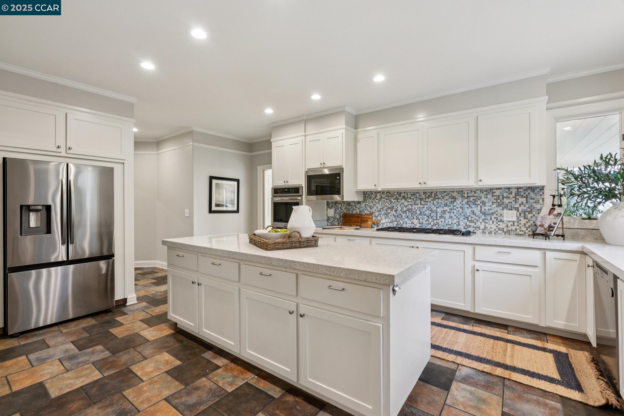 3238 Greenhills Drive