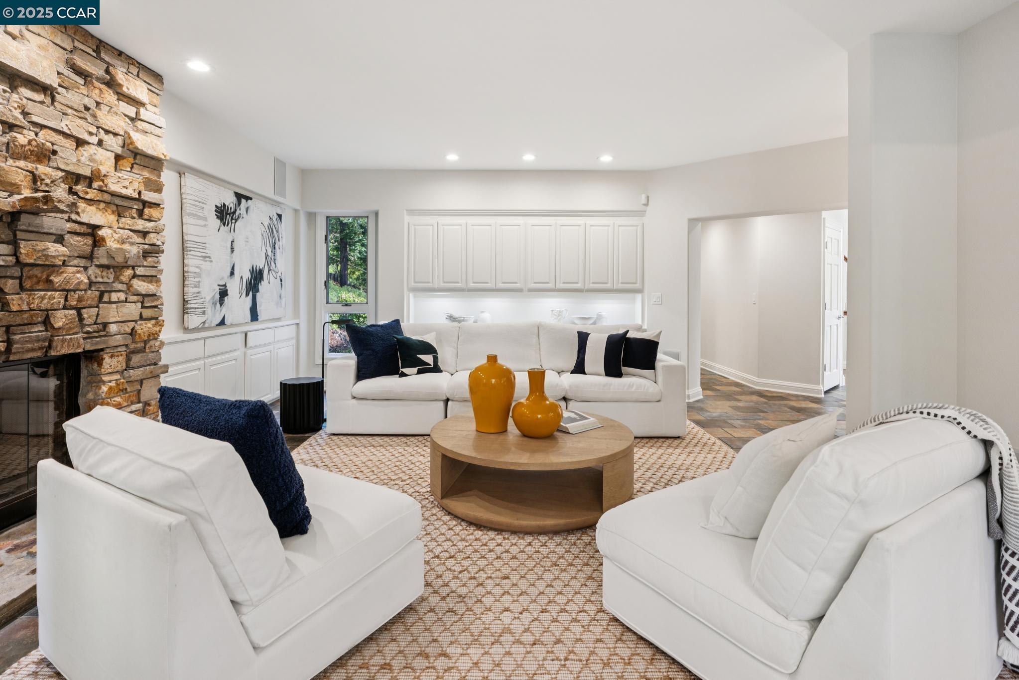 3238 Greenhills Drive