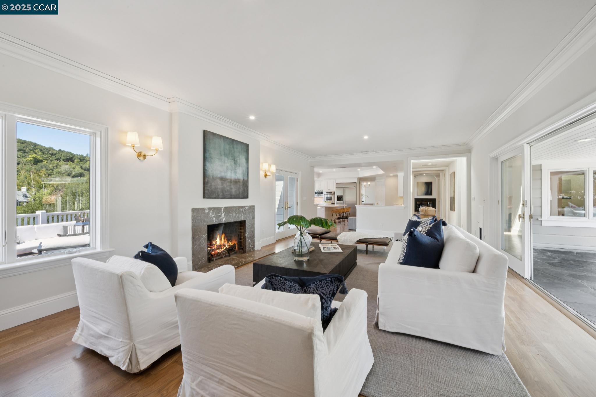 1133 Estates Dr